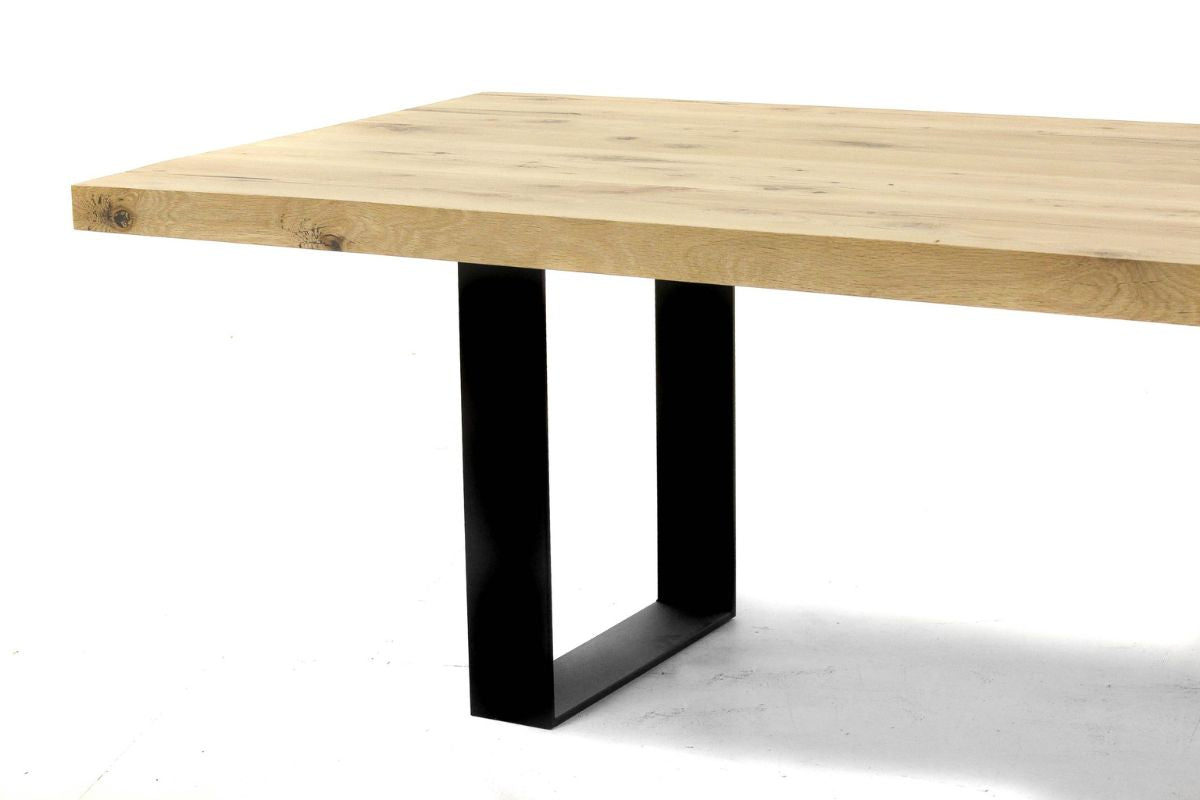Kuba Oak Dining Table