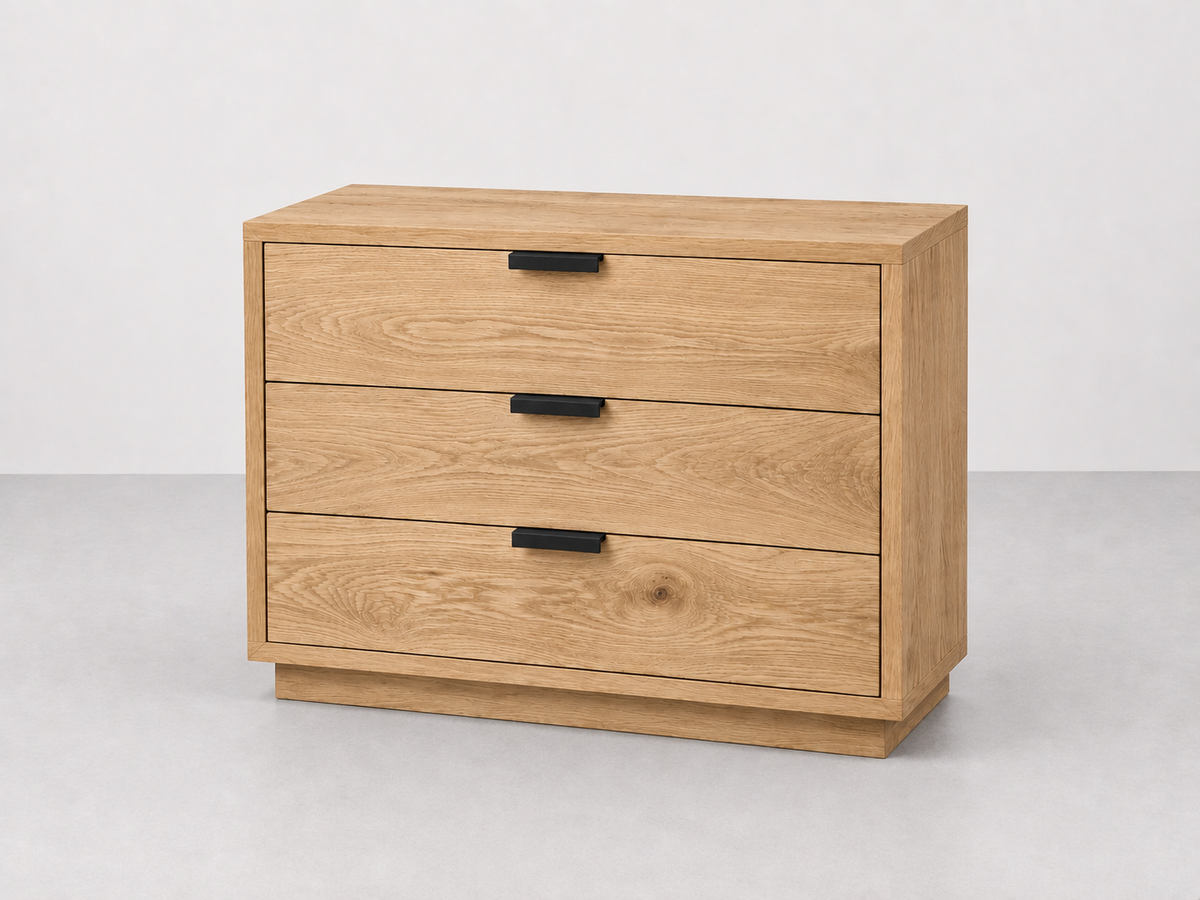 Onyx Oak Pedestal