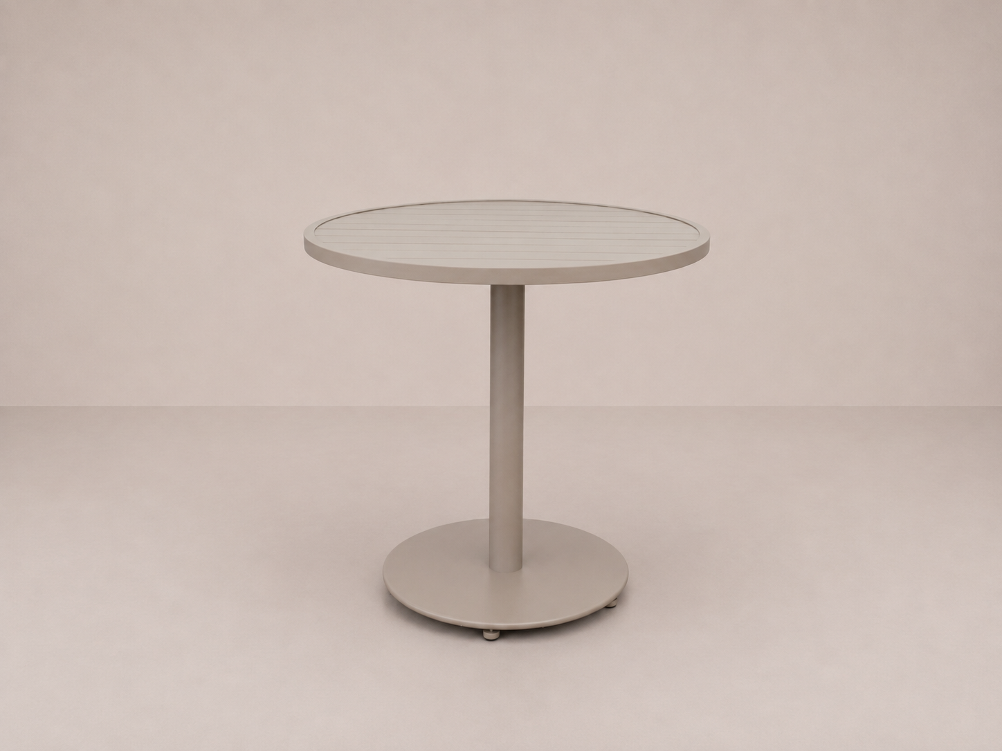 Serengeti Outdoor Round Table