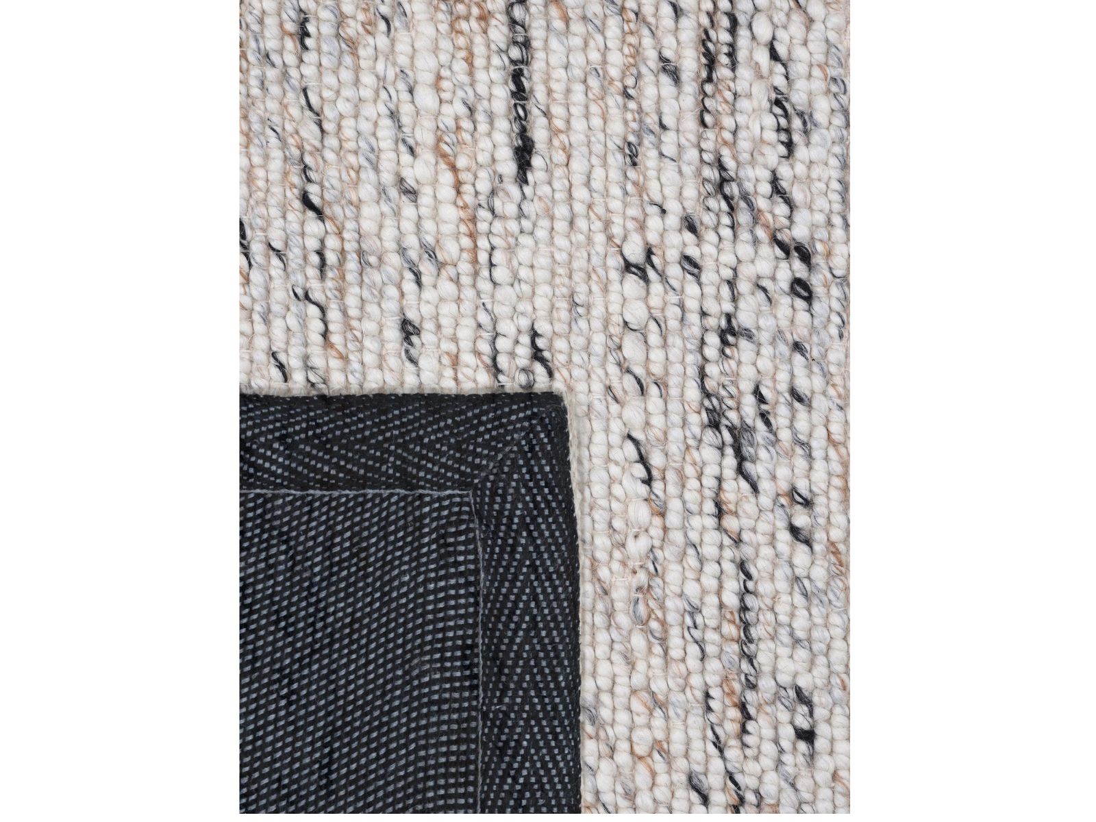 Cliff Rug in Rocky