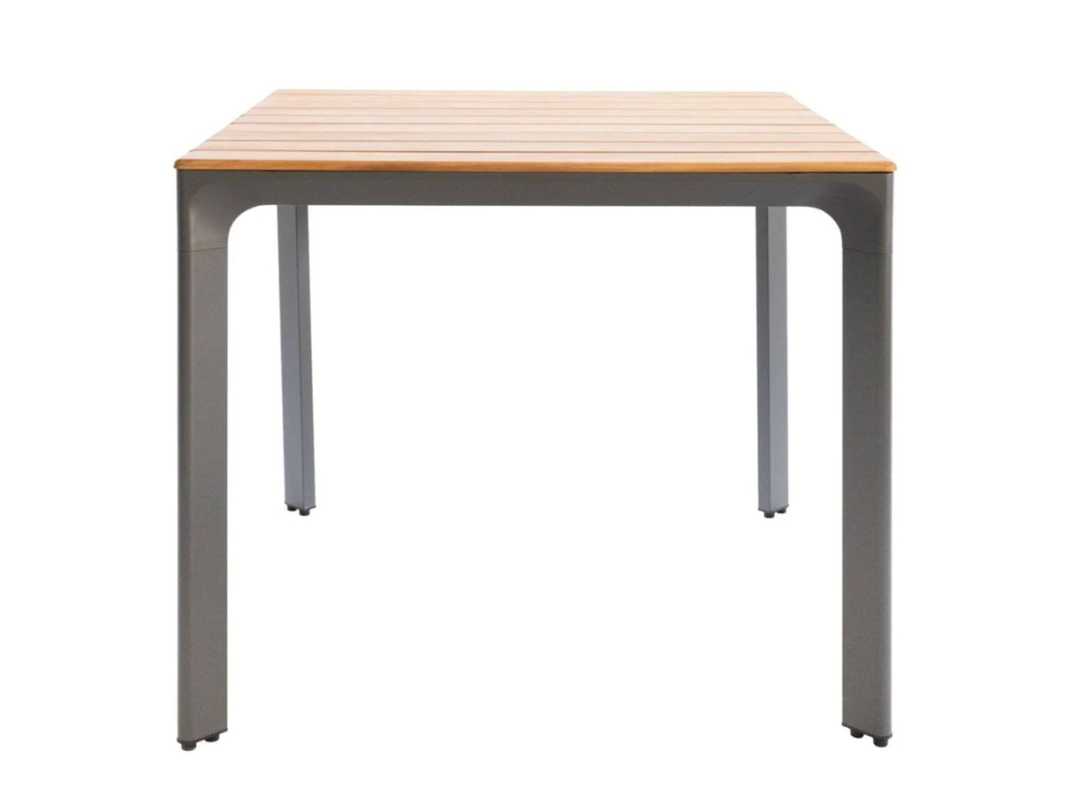 Etosha Outdoor Table