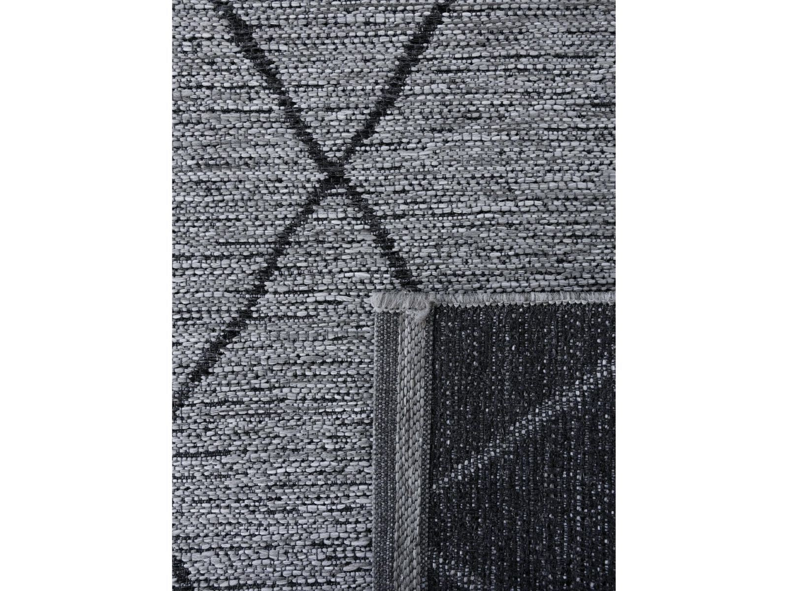 Breakwater Rug in Fog