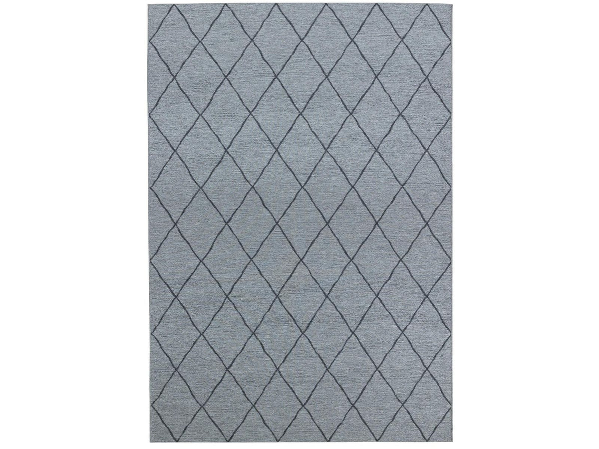 Breakwater Rug in Fog