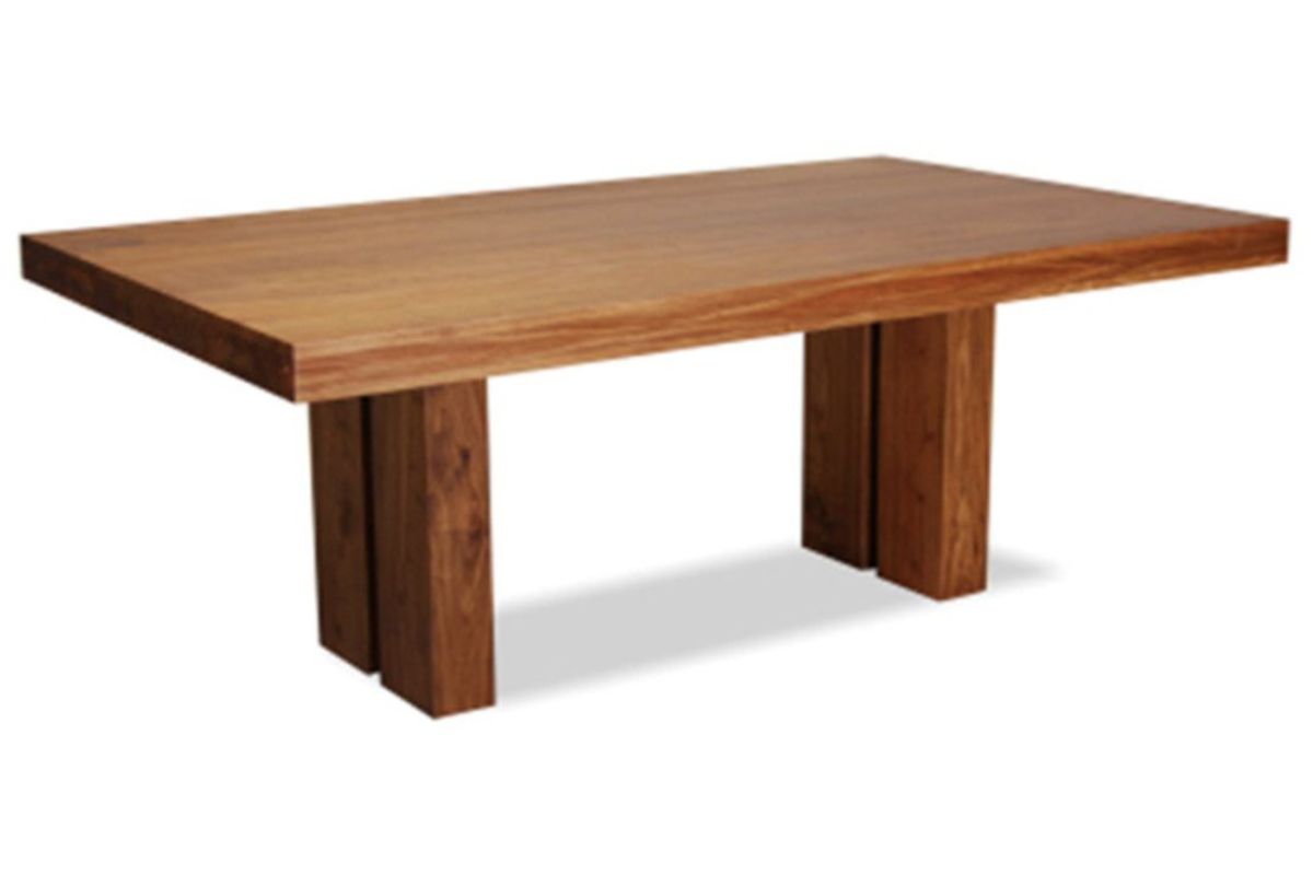 Manhattan Oak Dining Table