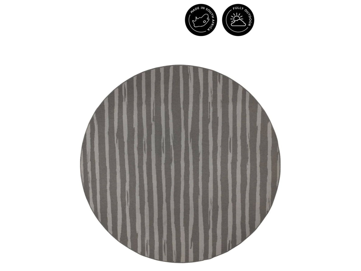 Right Circles Round Rug in Pebble