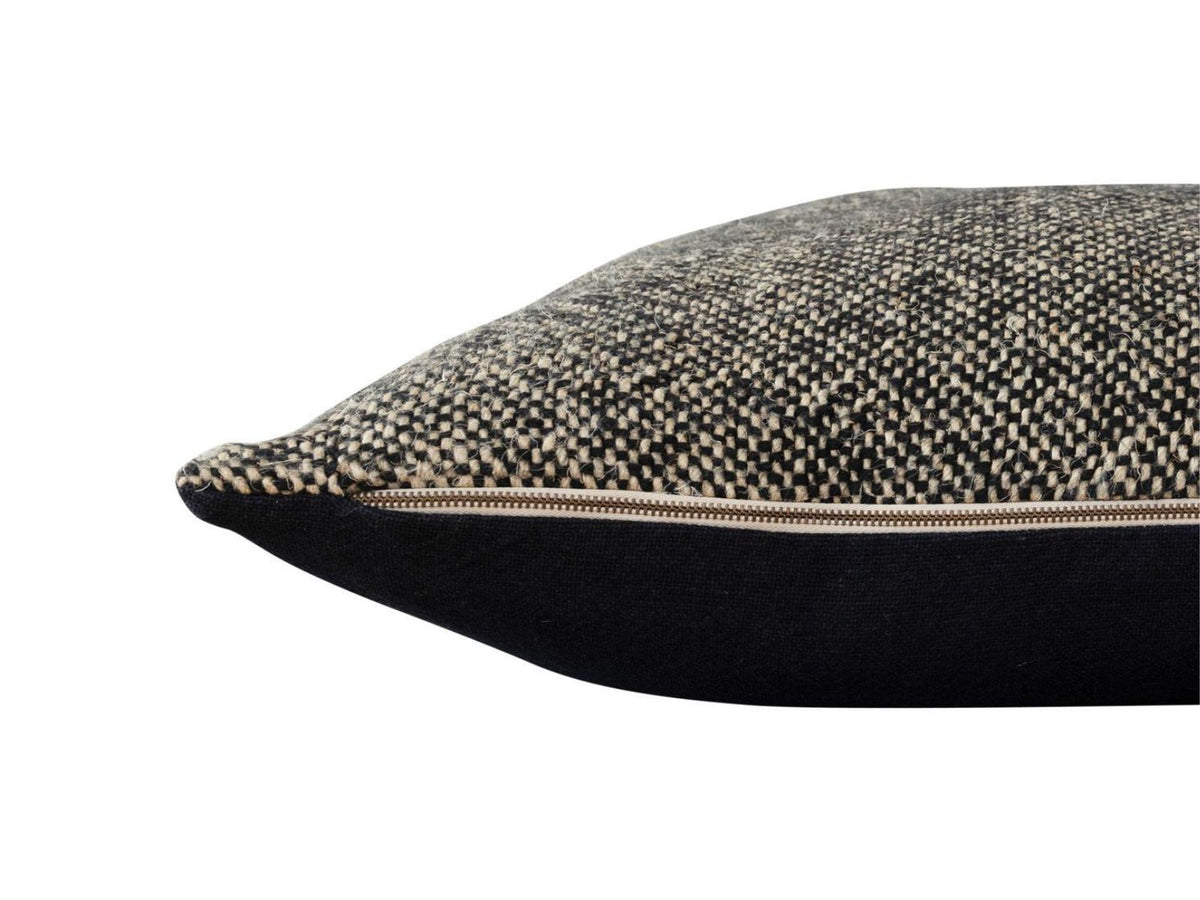 Tweedish Scatter Caviar